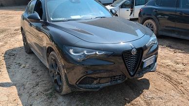 Alfa Romeo STELVIO 2.0T 280CV