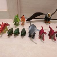 animali e dinosauri di gomma