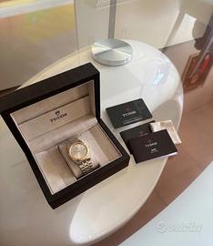 TUDOR Royal 41mm – Acciaio e Oro Giallo (Full Set)