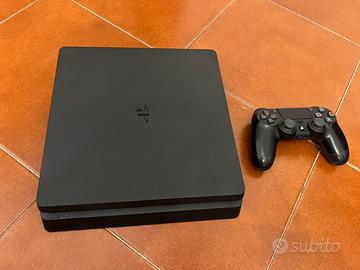 Ps4 Slim + controller + 4 giochi