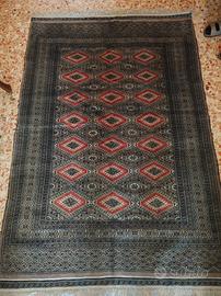 tappeto persiano bukara 