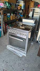 Cucina con forno elettrico Hotpoint Ariston