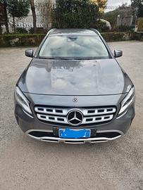 Mercedes-benz GLA 200 d Automatic Premium