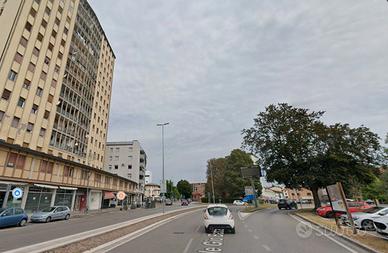 Luminosa STANZA SINGOLA - UDINE