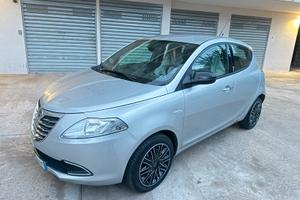 Lancia Ypsilon Platinum 1.2 benzina perfetta