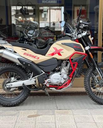SWM Superdual 600