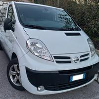 Furgone Nissan Primastar 9 posti 