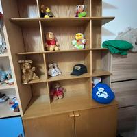 libreria in buene condizioni