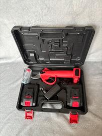 Tranciatrice elettrica a batteria