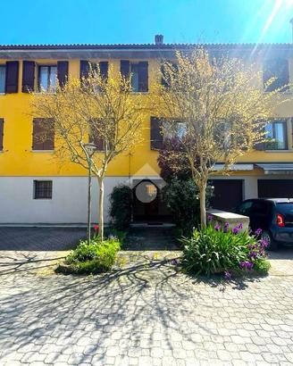 6 LOCALI A CALDERARA DI RENO