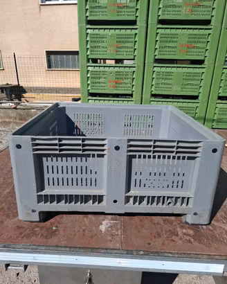 cassoni plastica bins 