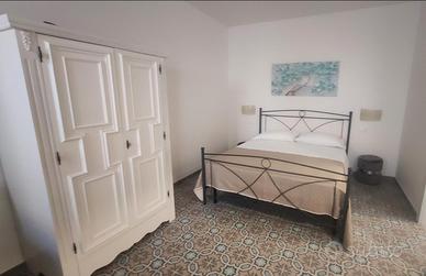 Otranto a km 4 dal mare appartamento con cortile