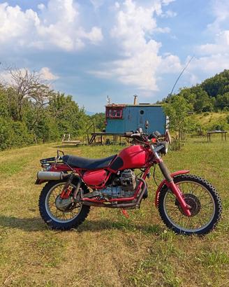 Moto Guzzi V35 TT Scrambler