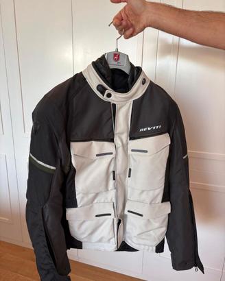 ABBIGLIAMENTO MOTO USATO UNA SOLA VOLTA
