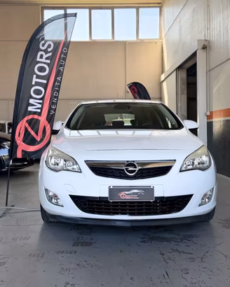 Opel Astra 1.4 Turbo 140CV 5 porte Cosmo NEOPATENT