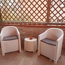 VILLASIMIUS. Graziosa casa con veranda