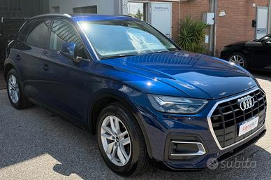 Audi Q5 30 TDI S tronic Sport FARI MATRIX