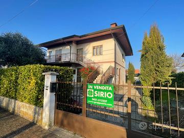 Il piacere di una casa indipendente con taverna...