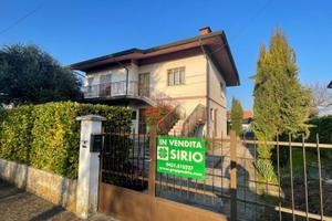 Il piacere di una casa indipendente con taverna...