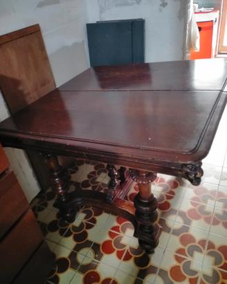 Tavolo allungabile 