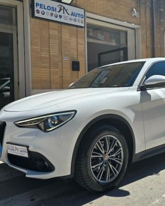 Alfa Romeo Stelvio 2.2 Turbodiesel 150 cv AT8 RWD 