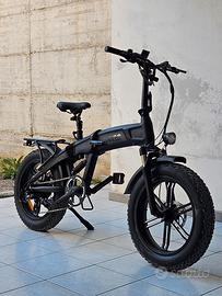 E-bike modello icone Icross x7