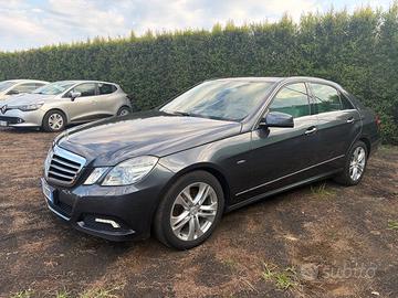 Mercedes-benz E 250 CDI BlueEFFICIENCY Avantgarde