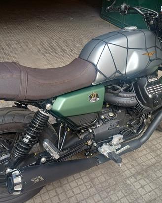 Guzzi V7 2021  3000 km  Unipro