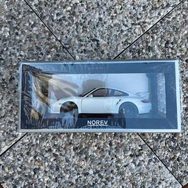 Porsche 911 GT2 - 1/18 NOREV mod 187572