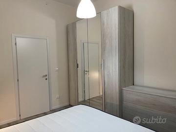 Zona Policlinico: stanza singola arredata