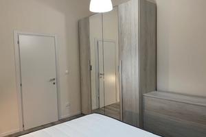 Zona Policlinico: stanza singola arredata