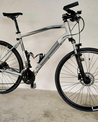 Bicicletta touring