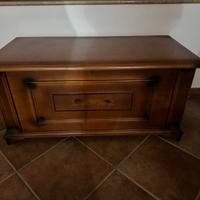 Panca in legno con contenitore