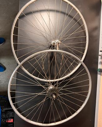 Cerchi vintage per bici da corsa mozzi Campagnolo