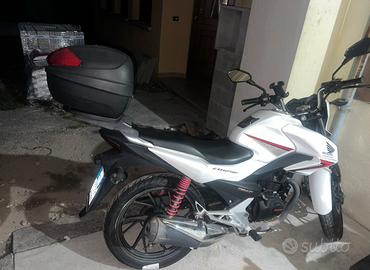 Honda CB125F
