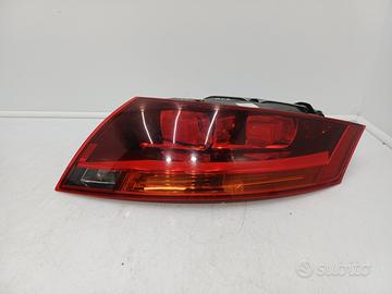 Faro fanale stop posteriore dx audi tt quattro 8j3