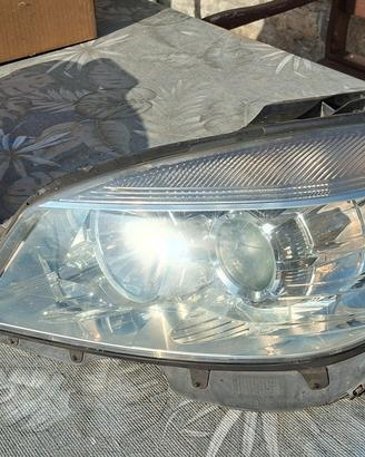 Gruppo fari anteriori Dx e Sx Mercedes CLC  2008