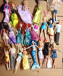 Collezione Barbie ed altri personaggi