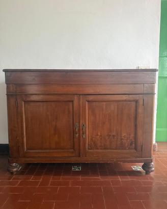 Credenza vintage in legno massello anni ‘60