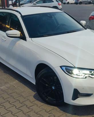 BMW 320d SW xDrive Touring Sport.