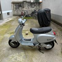 Vespa LX 150