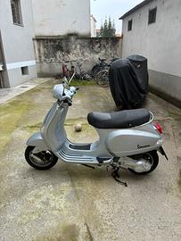 Vespa LX 150