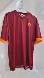 maglietta e pantaloni as roma