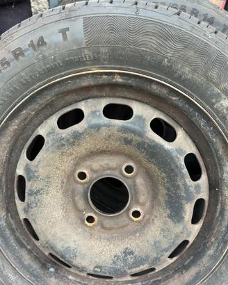 4 gomme continental 175/65 R14 T