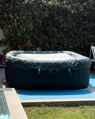 Piscina idromassaggio gonfiabile
