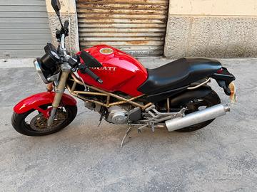 Ducati monster 600