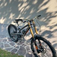 YT Tues CF Pro Race - Downhill