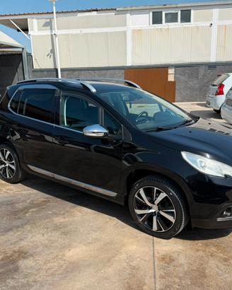 Peugeot 2008 BlueHDi 100 Allure