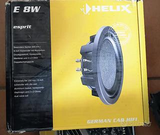 Subwoofer HELIX E 8W Espirit 20 cm 8’’