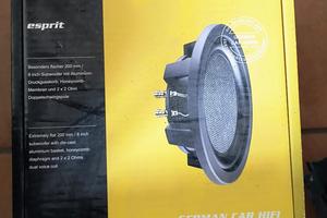 Subwoofer HELIX E 8W Espirit 20 cm 8’’